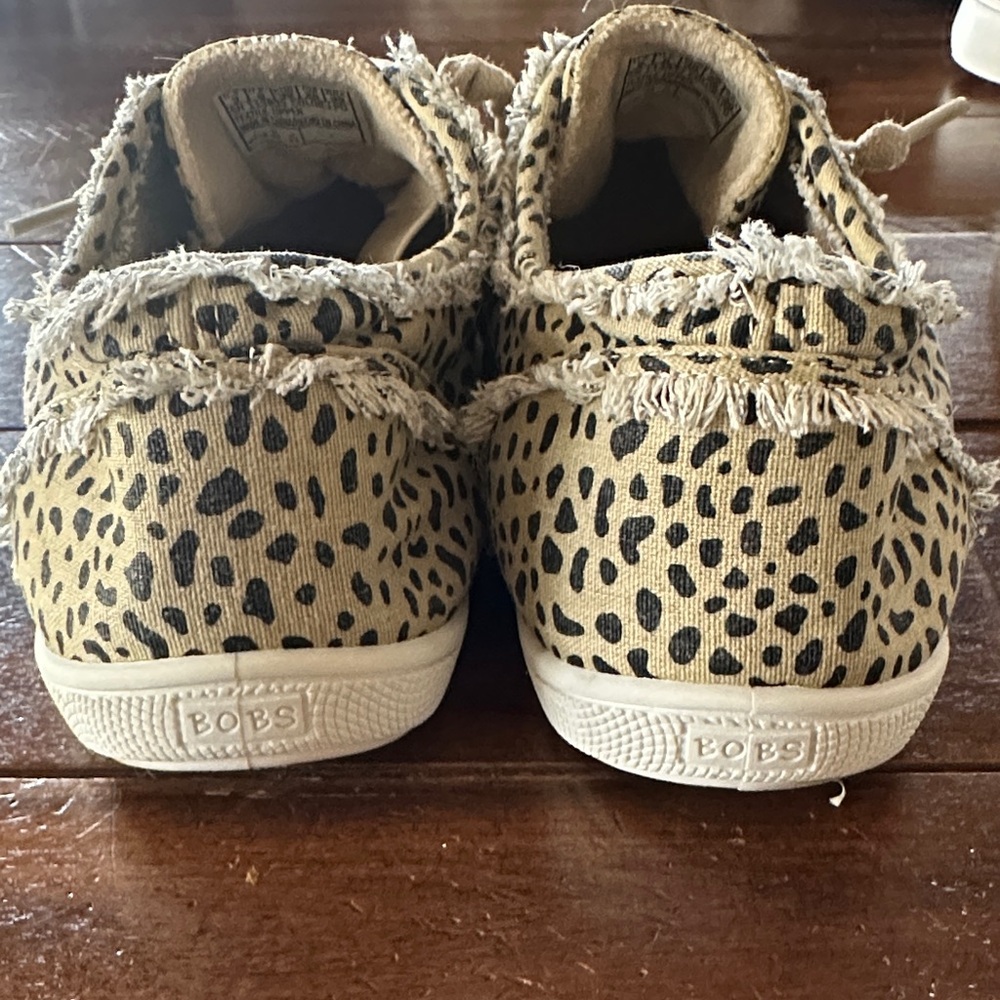 Skechers Beige Leopard Print Sneakers - Picture 2 of 6